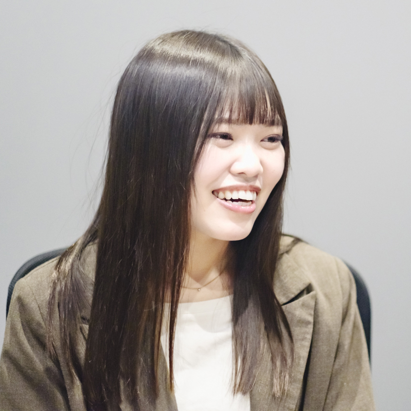 社員3
